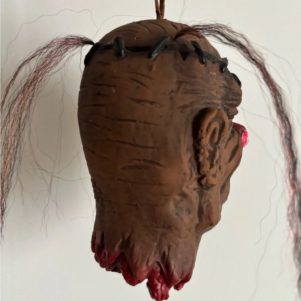Spirit Halloween shrunken head hangging decoration - Picture 3 of 16